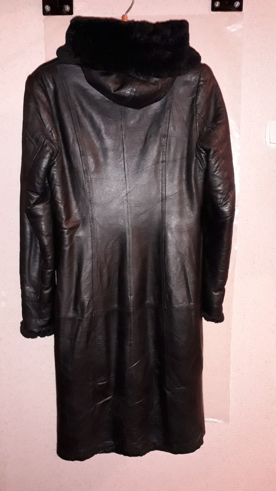 Продам дублёнку новая размер 46