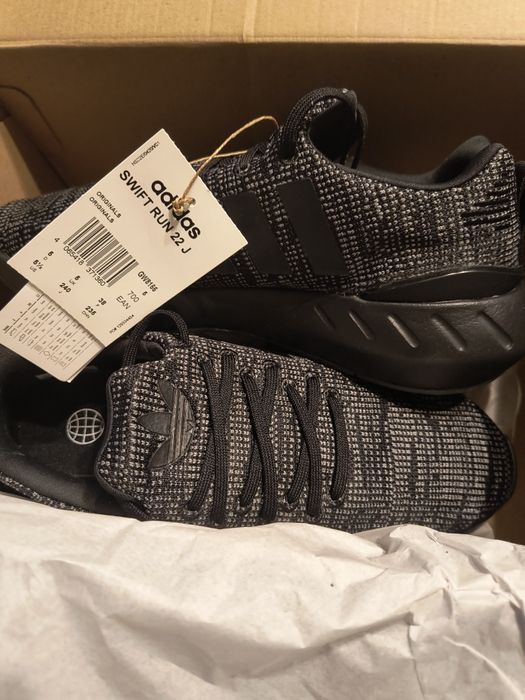 Маратонки Адидас 38 номер