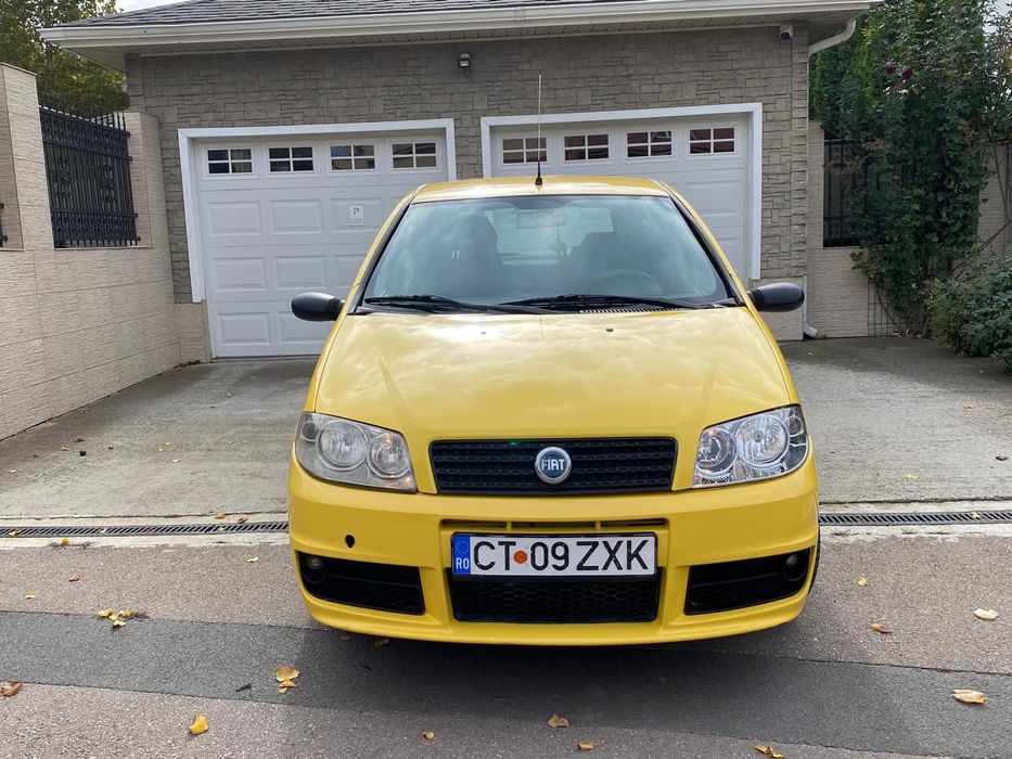 Okazie Fiat punto Facelift Economic An 2006 /1.3 benzină 
. An fabric