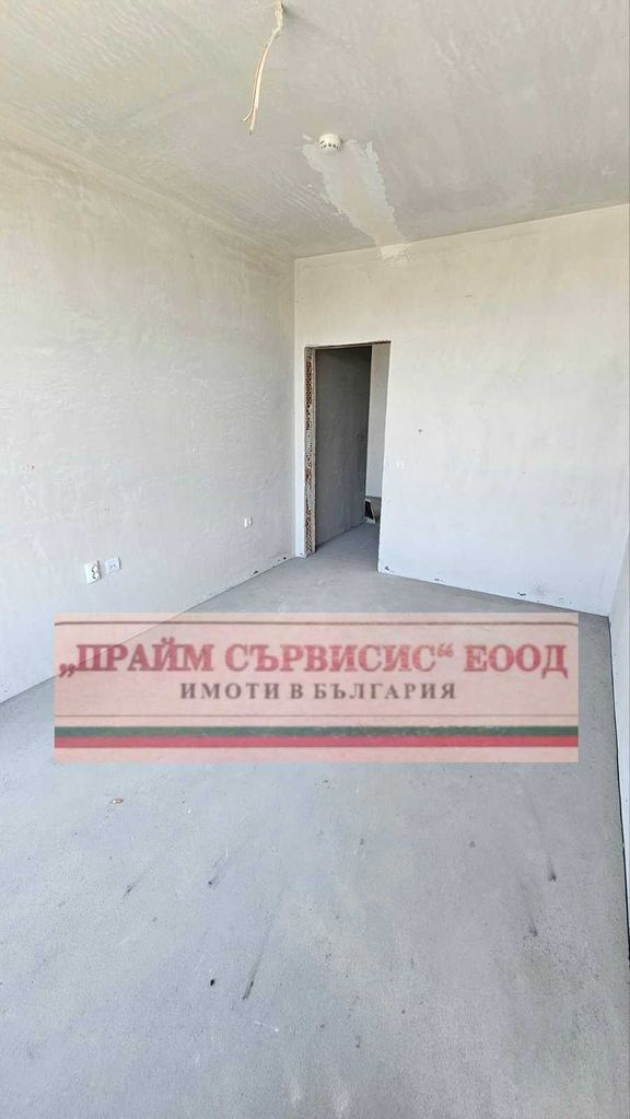Продава се Двустаен апартамент в Бургас, Изгрев - 68 кв.м за 1765 €/кв.м - Снимка #2
