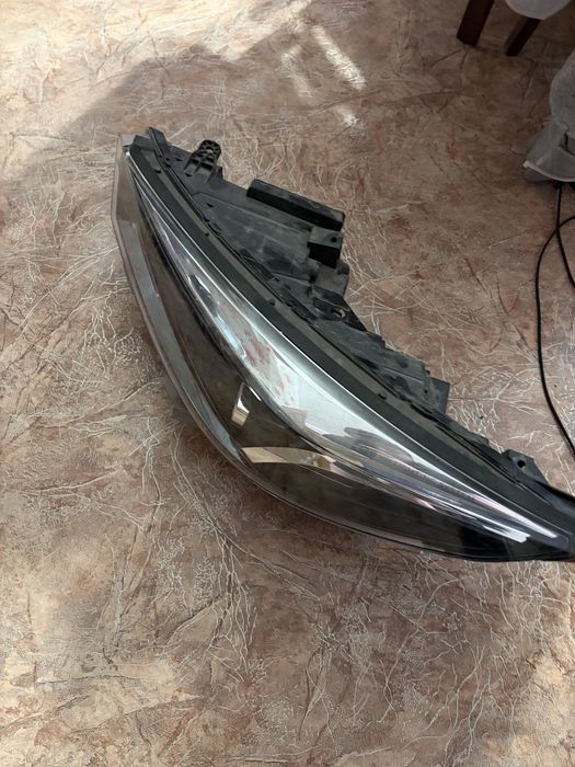 Левая фара Jack J7