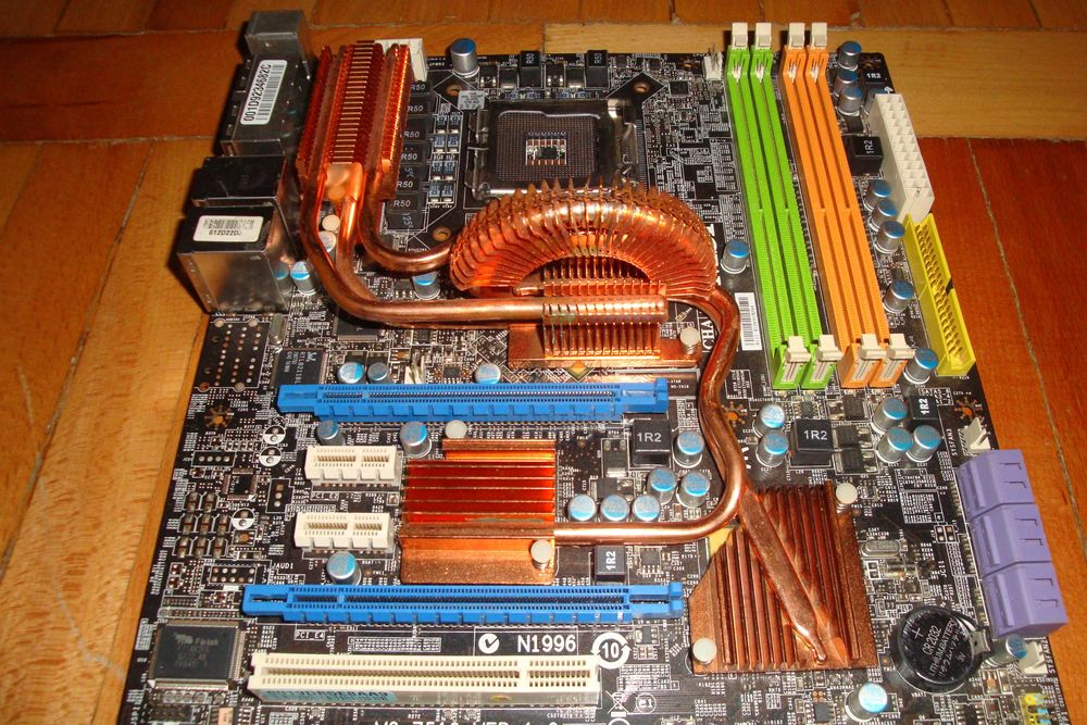 placa de baza retro vintage msi p7n diamond model dosebit