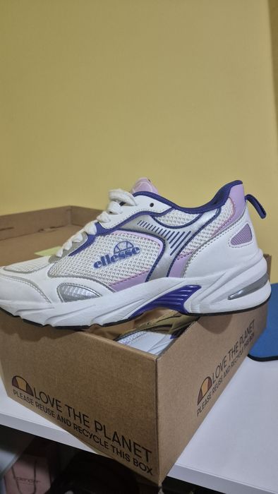 Adidasi Ellesse dama