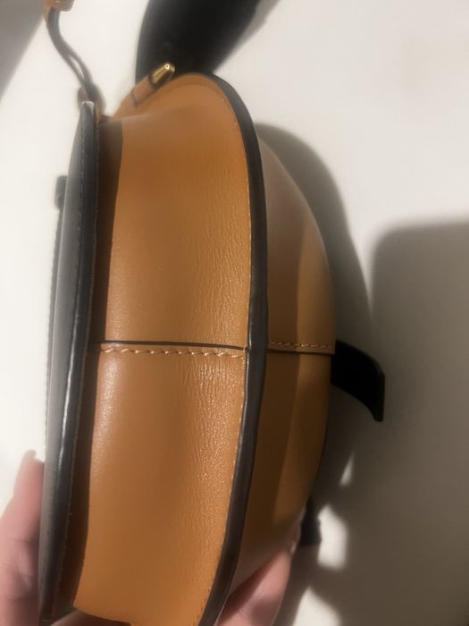 Loewe чанта, естествена кожа