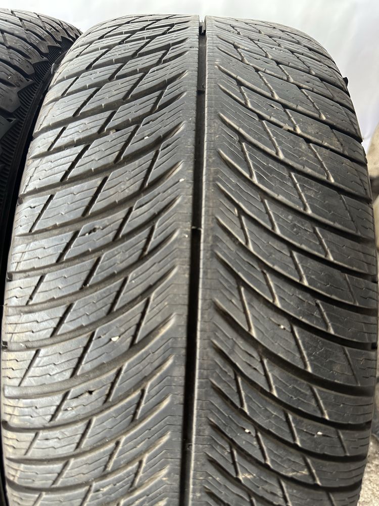 255/45/18 Michelin dot22