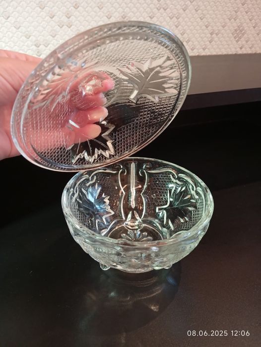 Вазочка чешское стекло