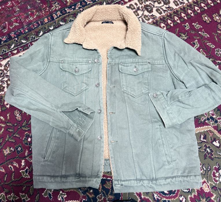 Джинсовая ветровка