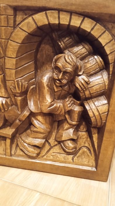 Sculptura Jan Procner, artist slovac, scena crama, joc carti, betivi