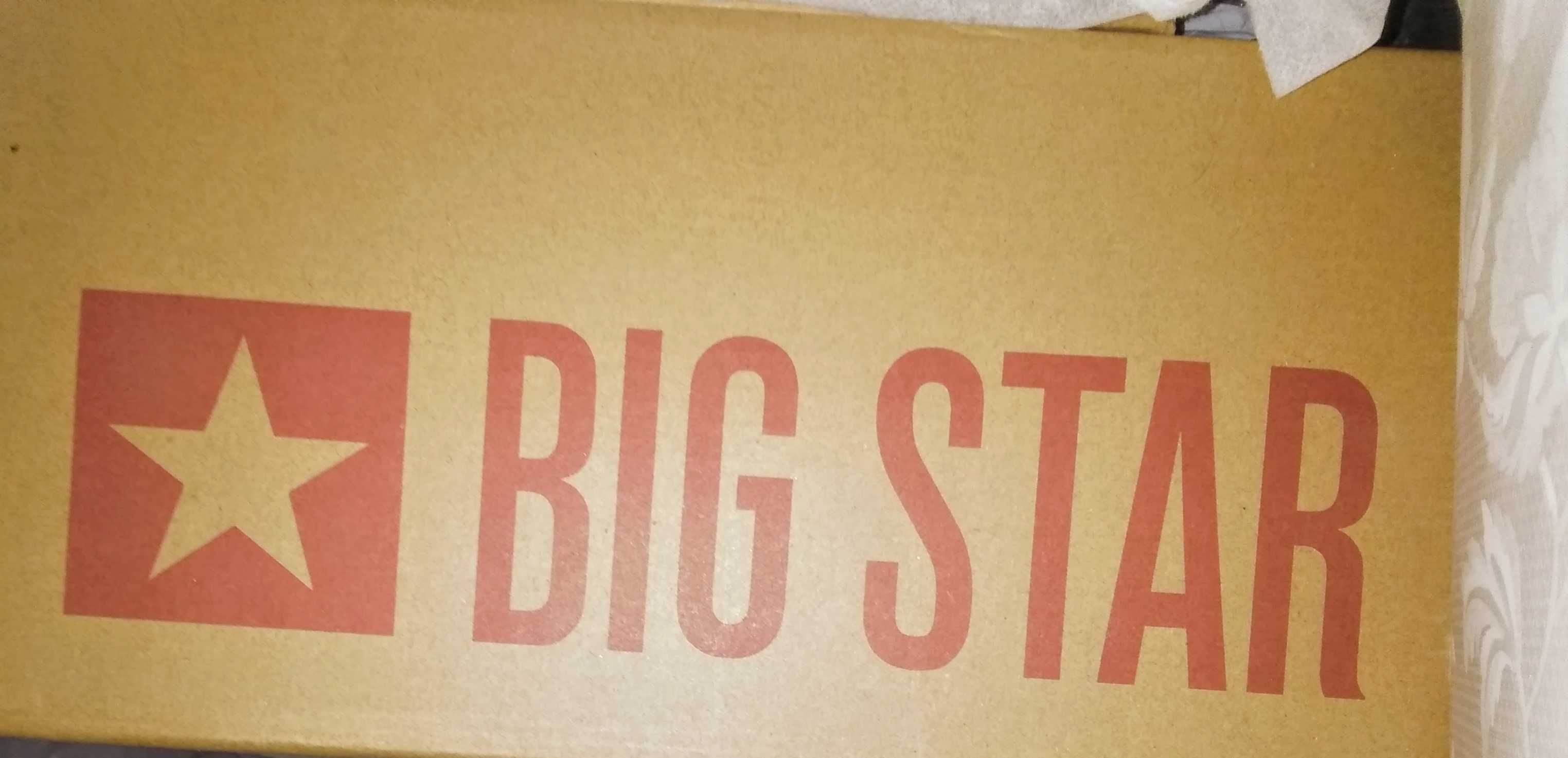 Дамски чисто нови кецове''Big Star''в черно и бяло с етикетите и кутия