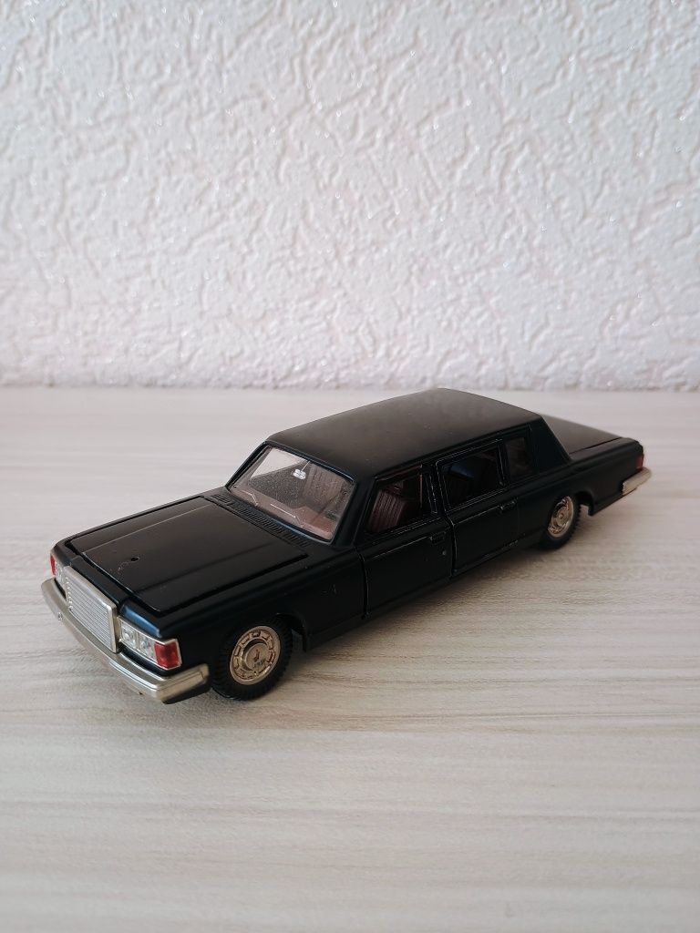 СССР модел ЗИЛ - 115