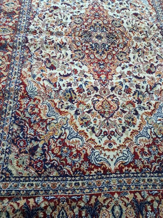 Два броя персийски килими