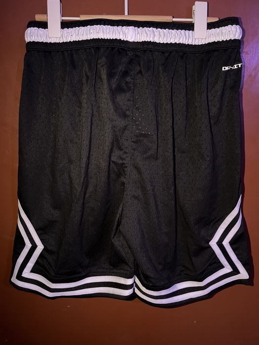 pantaloni scurti jordan