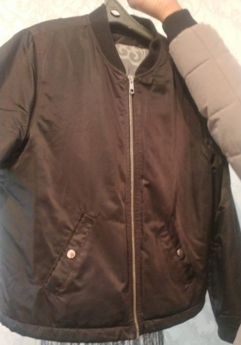 Ветровка женская