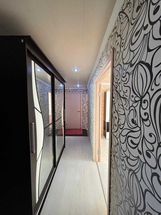 Продается 3-комнатная квартира улучшенной планировки в районе Гапеева