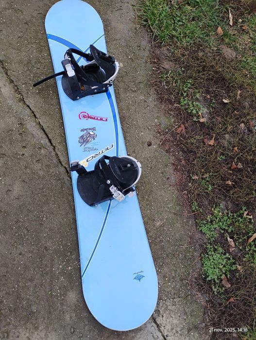 Vând placa snowboard