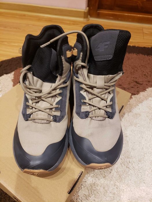 Ghete băieți 4F mărimea 36.