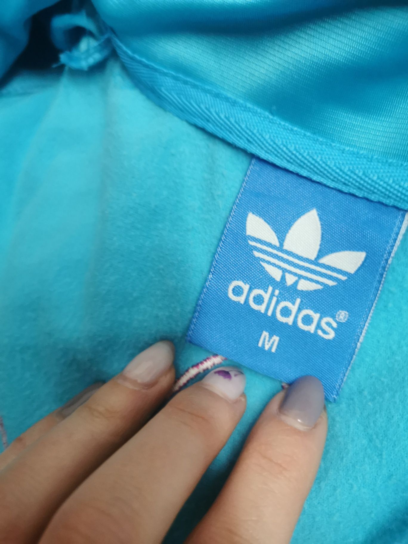 Adidas M, Puma XS спортни горнища, пролетно яке с колибри