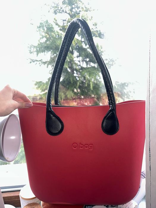 O bag - червена чанта