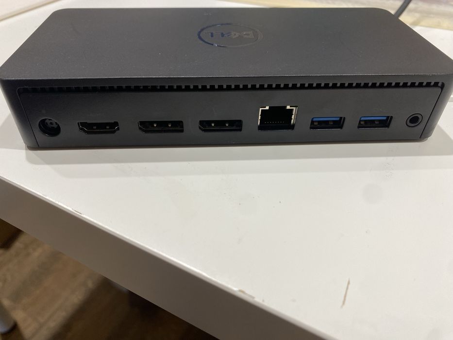 Dell D6000 Docking Station (USB-C) + 130W адаптер – отлично състояние
