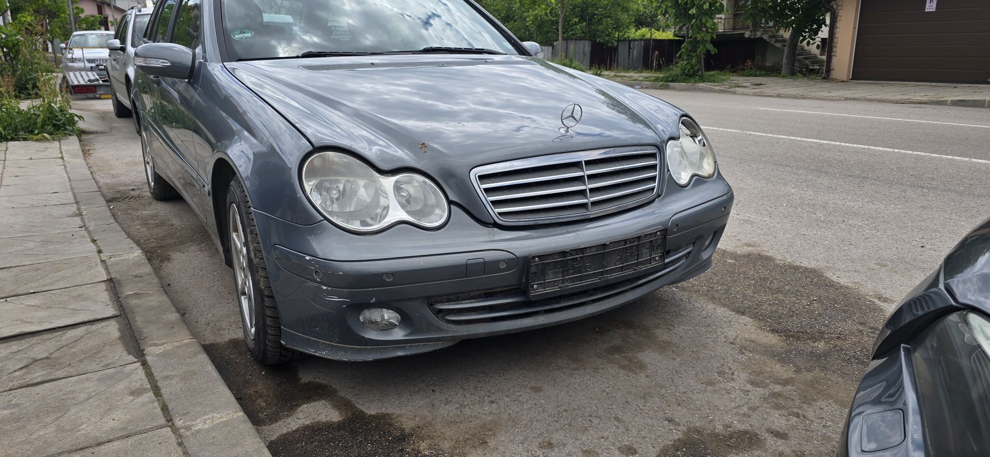 Mercedes W203 C200 на части