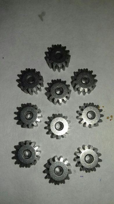 Pinion roata dintata-13 T-0.8m-diametru 11.8mm-inalt.8.35mm-