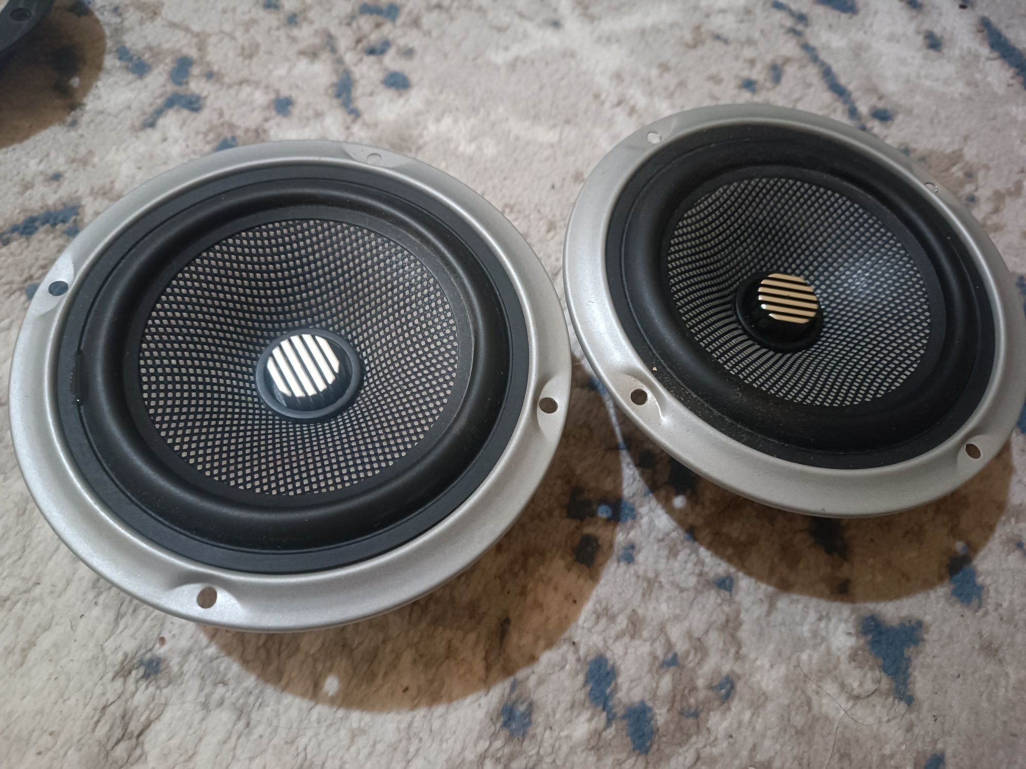 13 sm avtomobil uchun kalonka