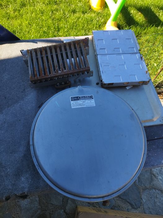 Dezmembrez centrala Ariston