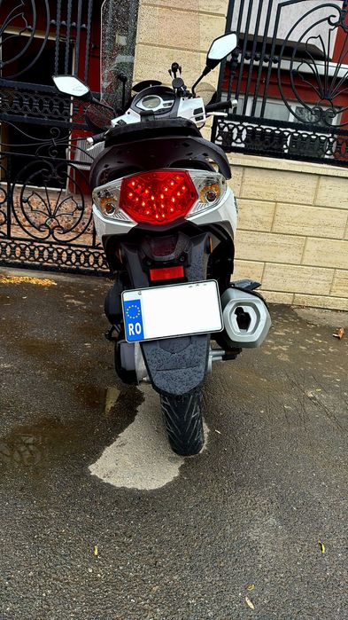 Vănd Scuter Symphony ST125