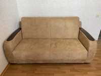 Продаю диван.