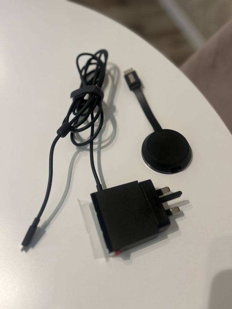 Google Chromecast Ultra 4K  WiFi  (NC2-6A5-D) 3rd Generation fuctional