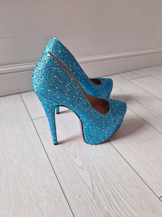 Pantofi marimea albastri