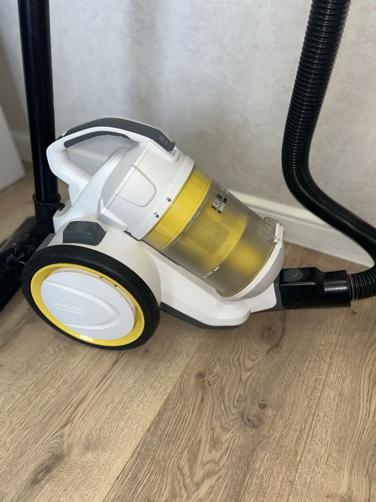 Пылесос для сухой уборки для дома karcher