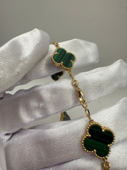 Гривна Van Cleef 18k Gold