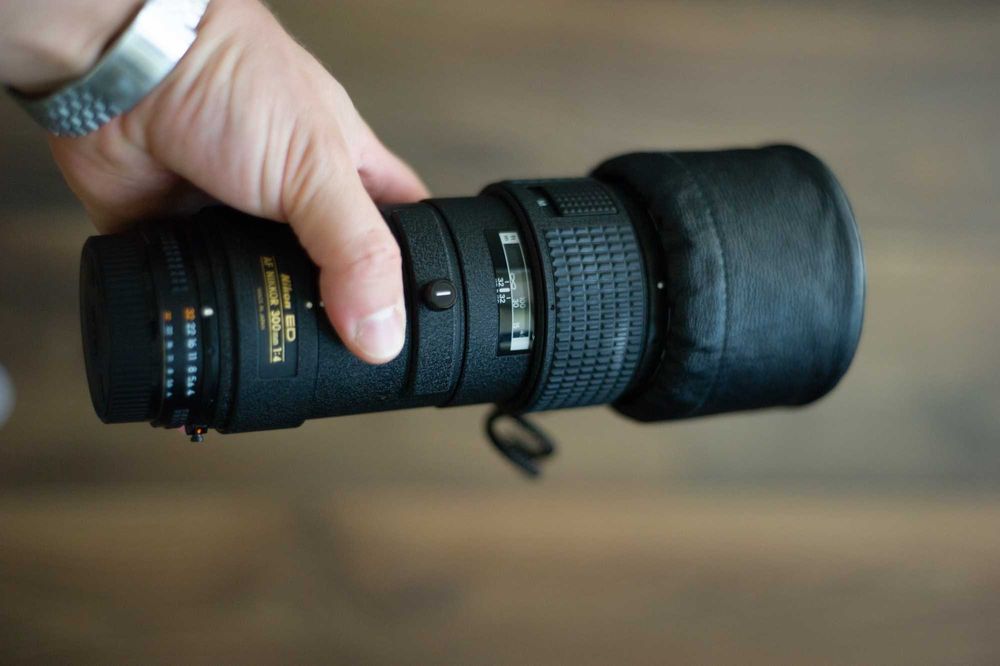 Vand Obiectiv Nikon 300mm F4