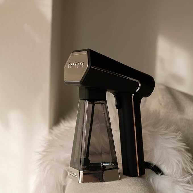 Парна ютия STEAMONE SN300SB, 2000W ,премахва 99,99% от замърсяванията