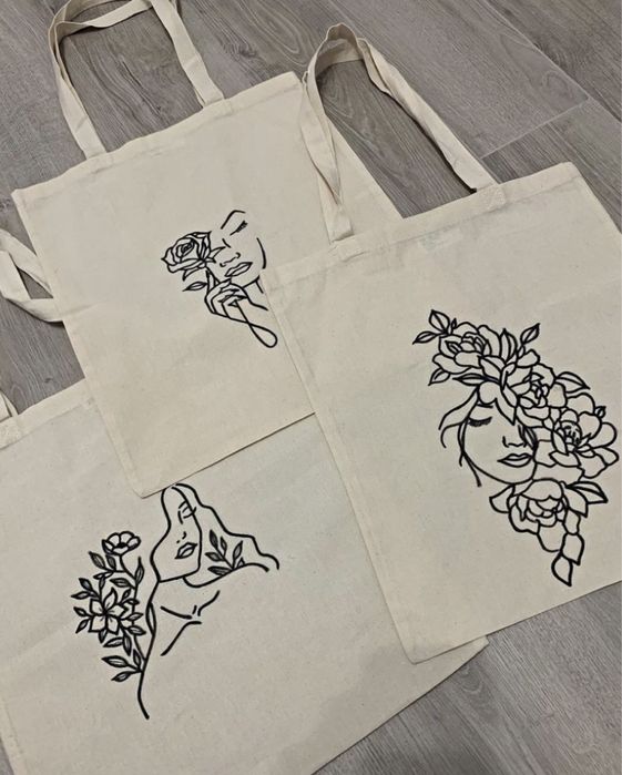 Tote Bags- жени с цветя