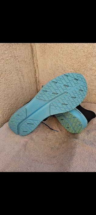 adidasi brooks hiperion tempo 1