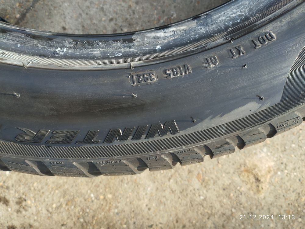 2 buc Pirelli iarna 245 50 R19 Runflat DOT 2021