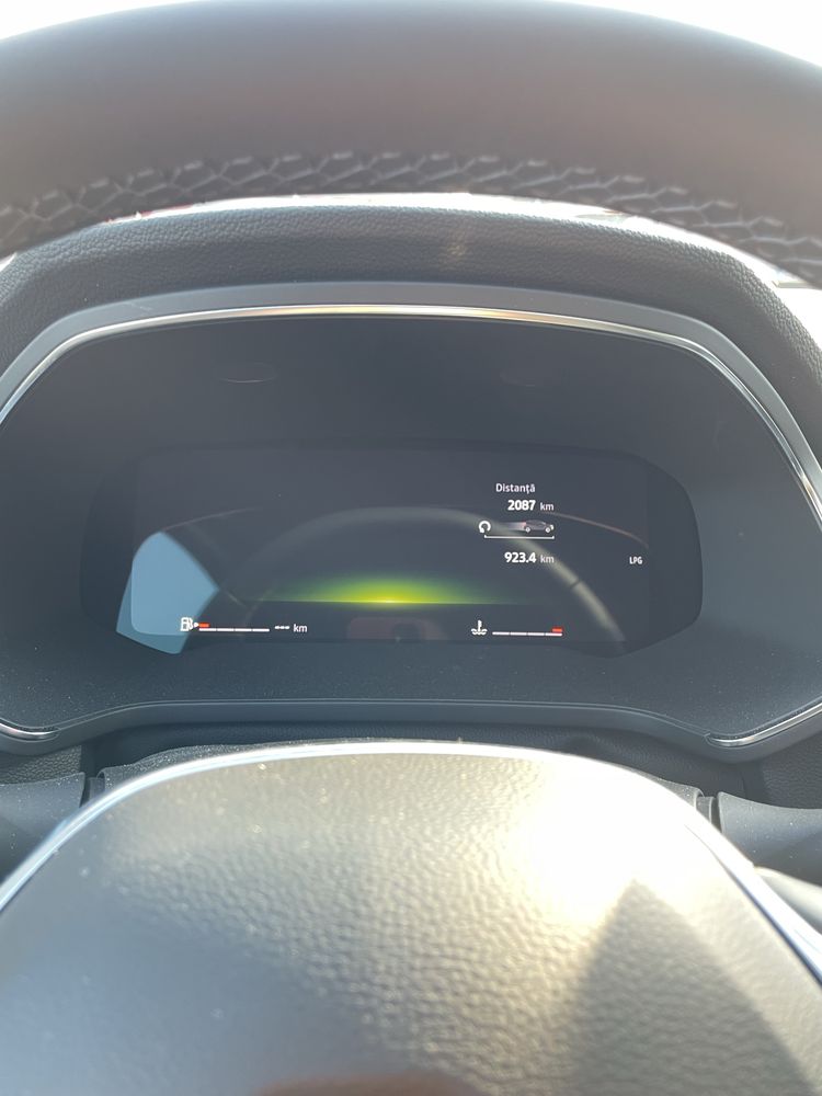 Vand/schimb renault captur 2024 nou!