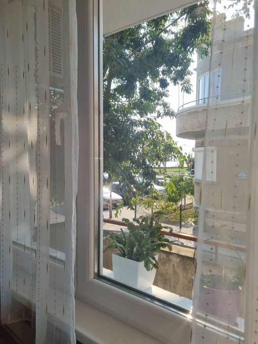 Продажби. Етаж от