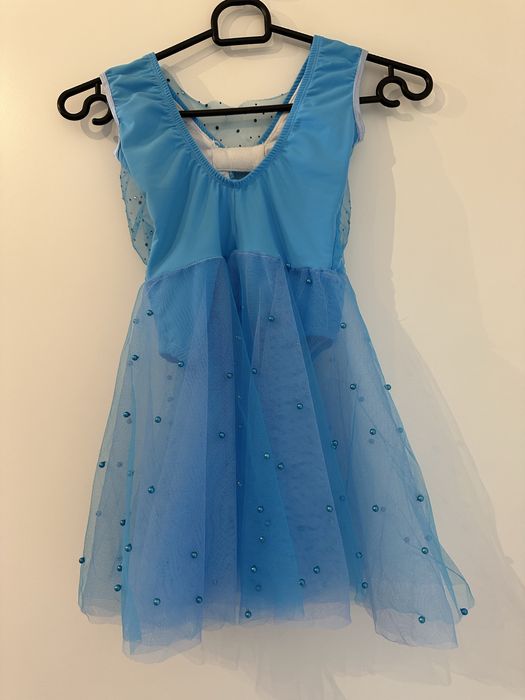 Костюми за танци