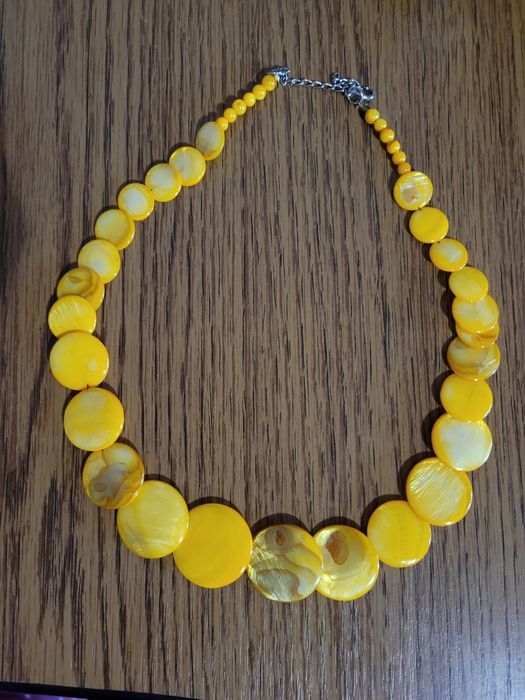 Coliere și brățări