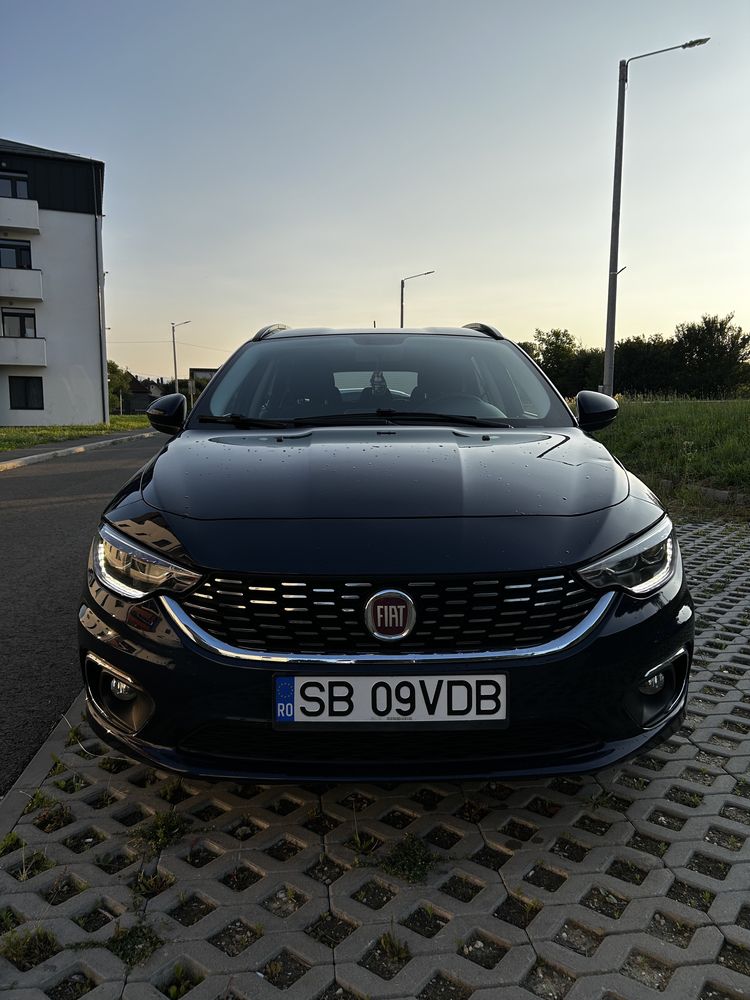 Fiat Tipo.                 .
