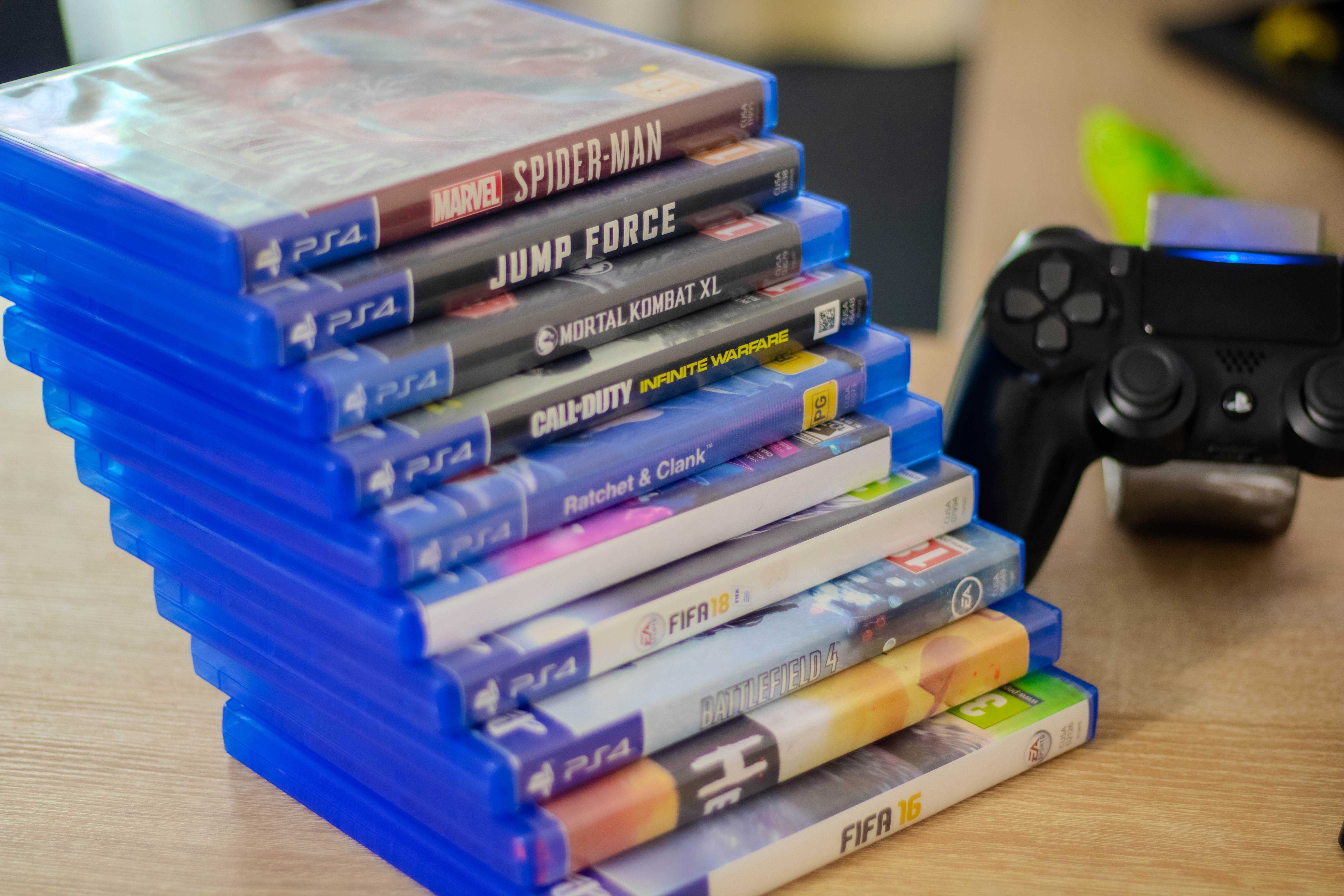 Ps 4 PlayStation 4 Slim SSD 480GB + 10 Jocuri |Stare excelentă