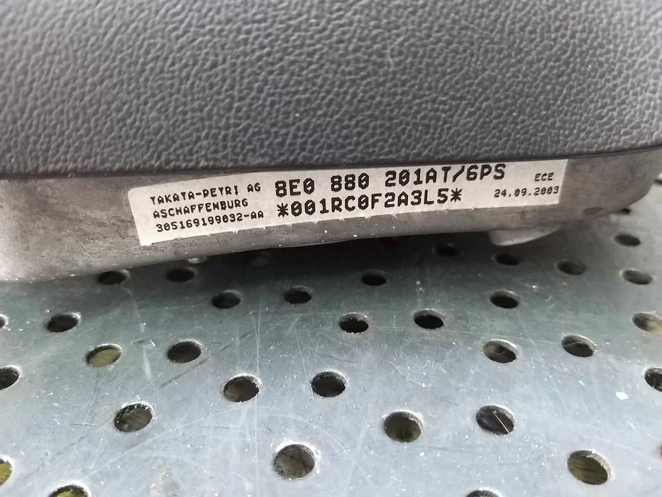 Airbag volan audi a3 8p 8e0880201at