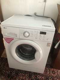 Продам стиральную машину LG