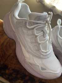 Adidasi Fila 38,5