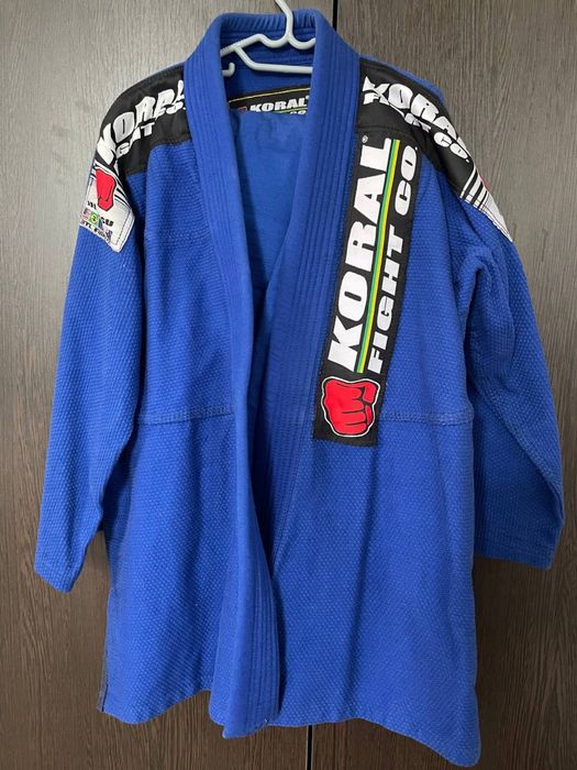 Продам кимано, в отличном состоянии