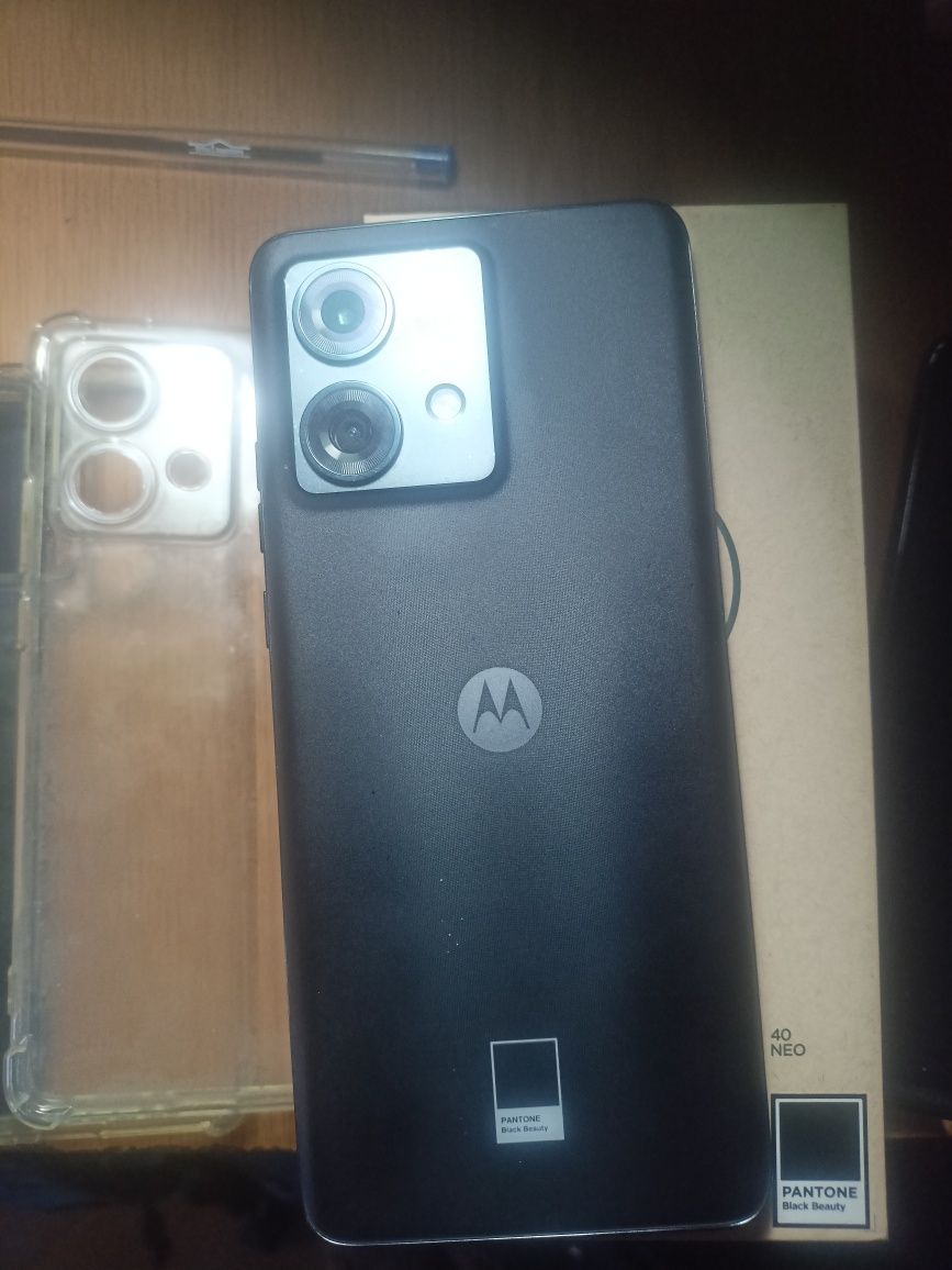 Moto edge 40 NE0