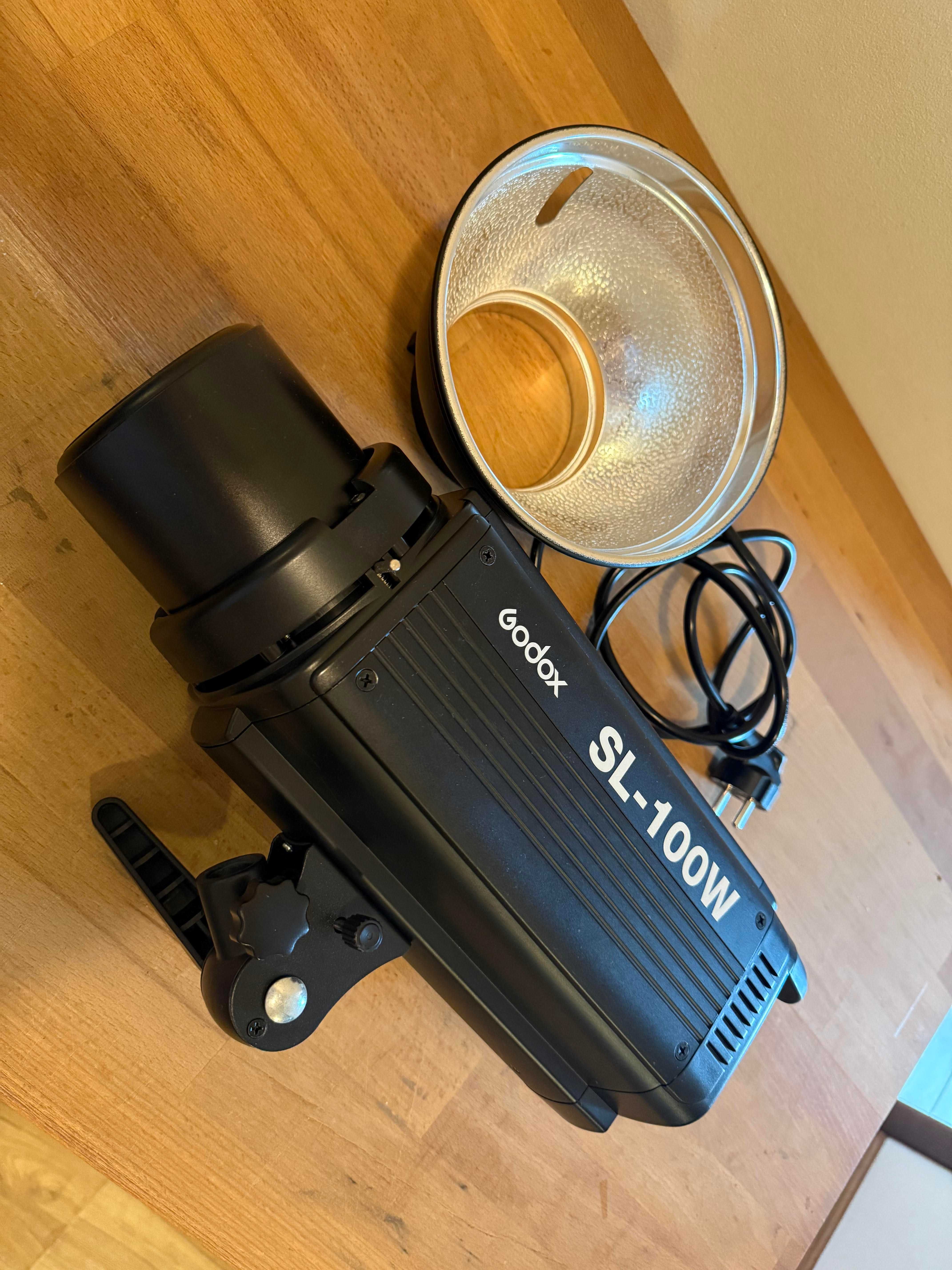 Lampa cu lumina continua Godox SL100W